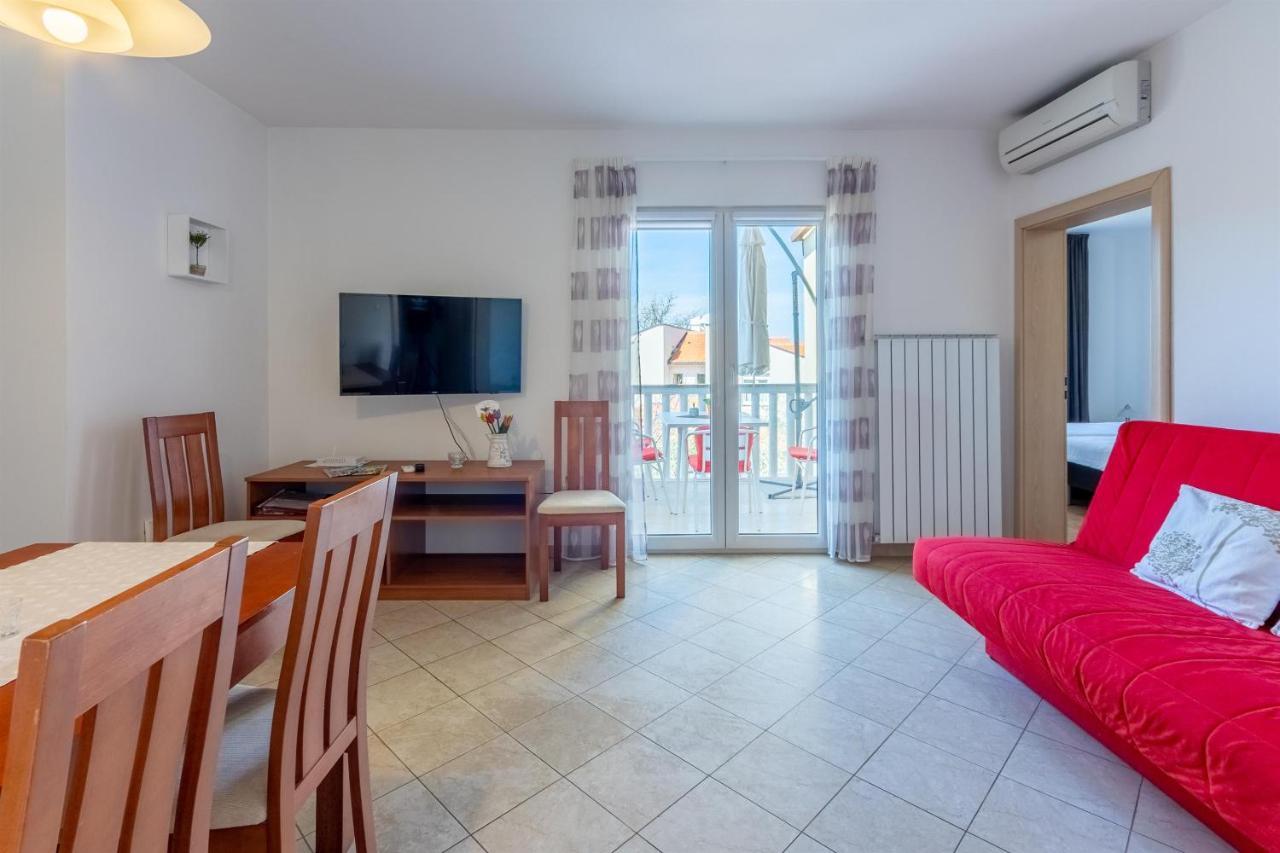 Apartments Vesna Malinska Luaran gambar