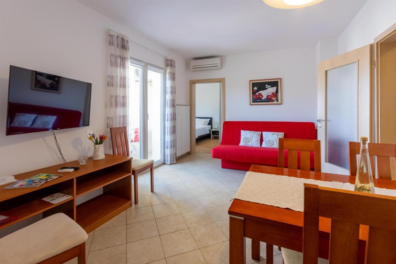 Apartments Vesna Malinska Luaran gambar