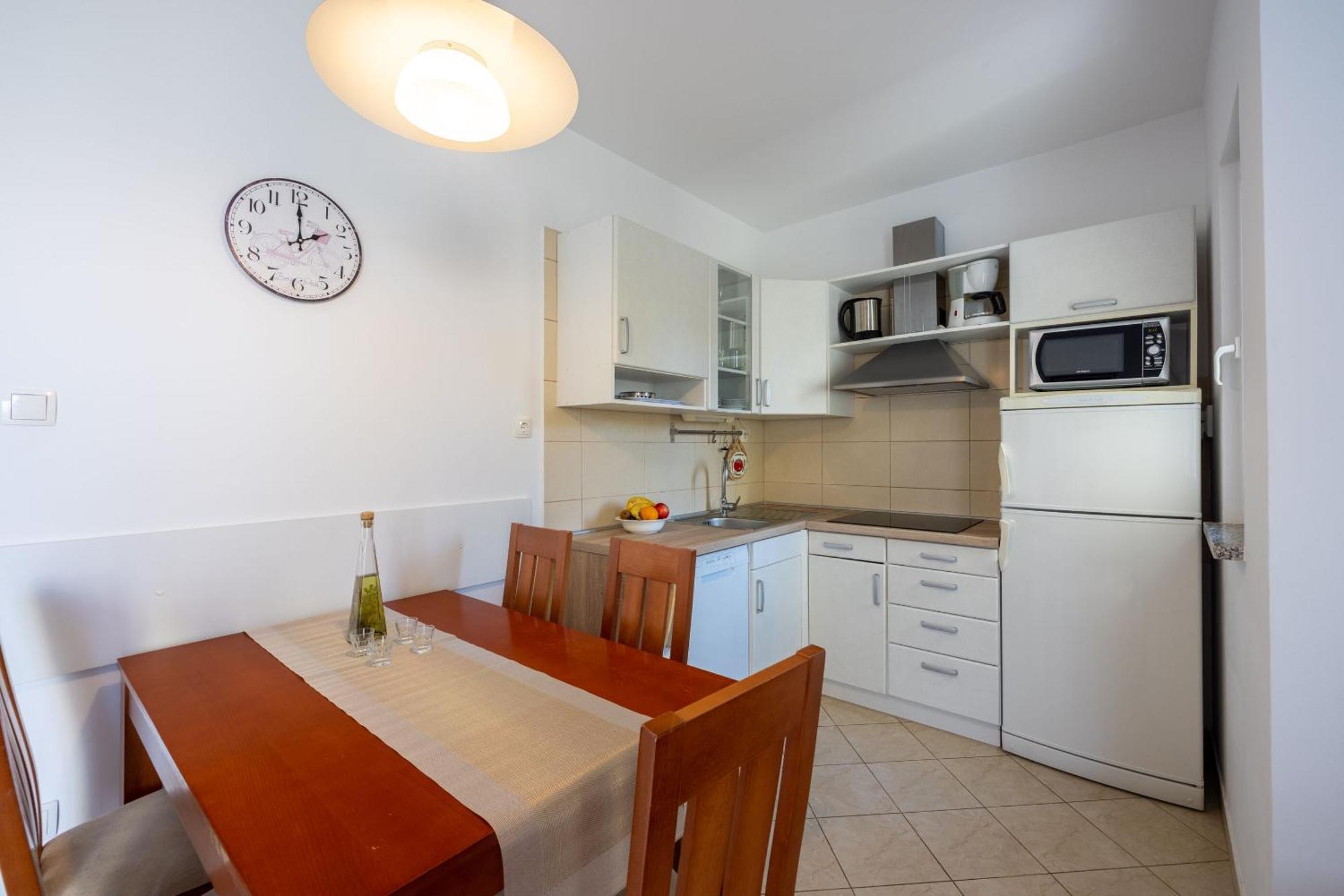 Apartments Vesna Malinska Luaran gambar
