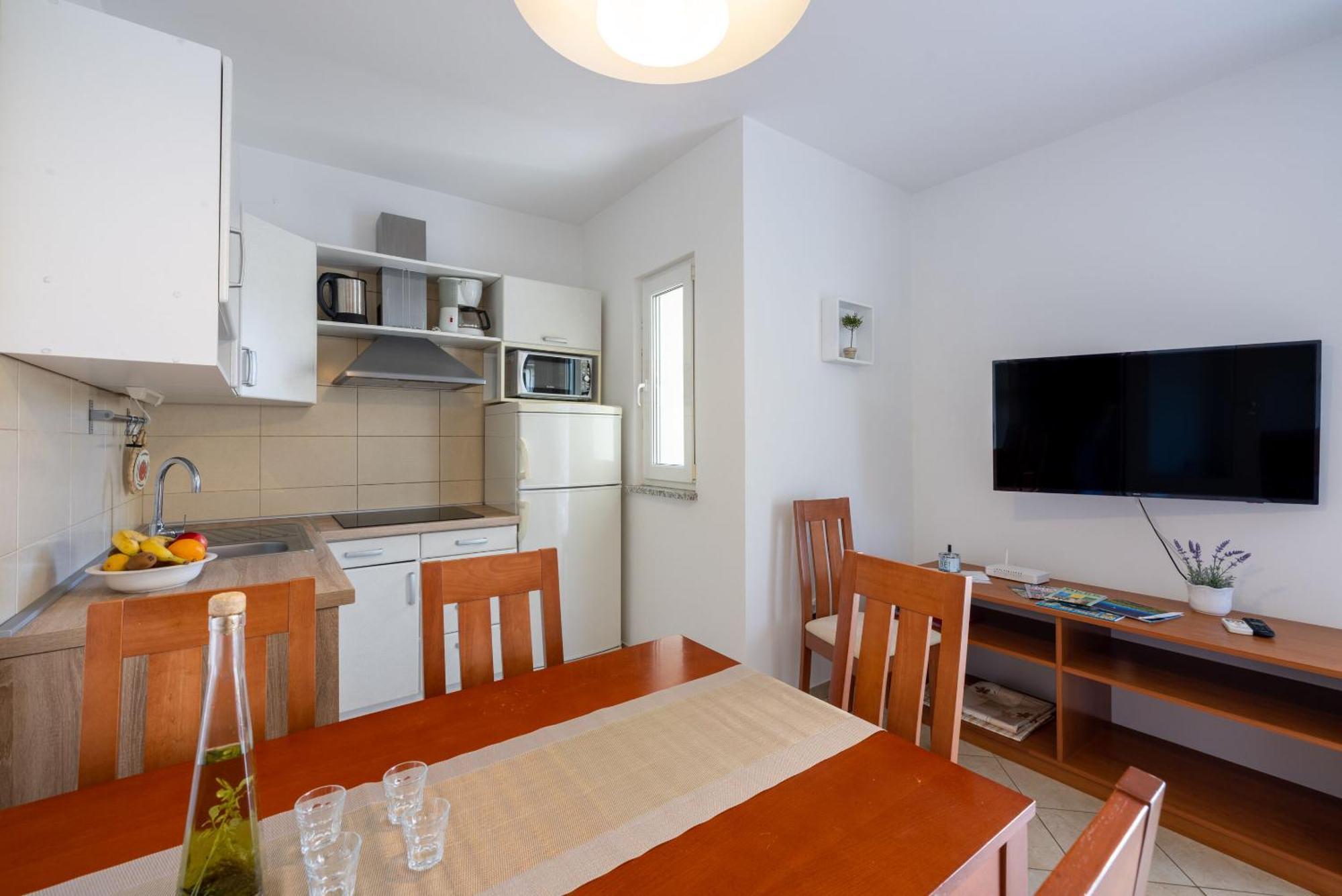 Apartments Vesna Malinska Luaran gambar
