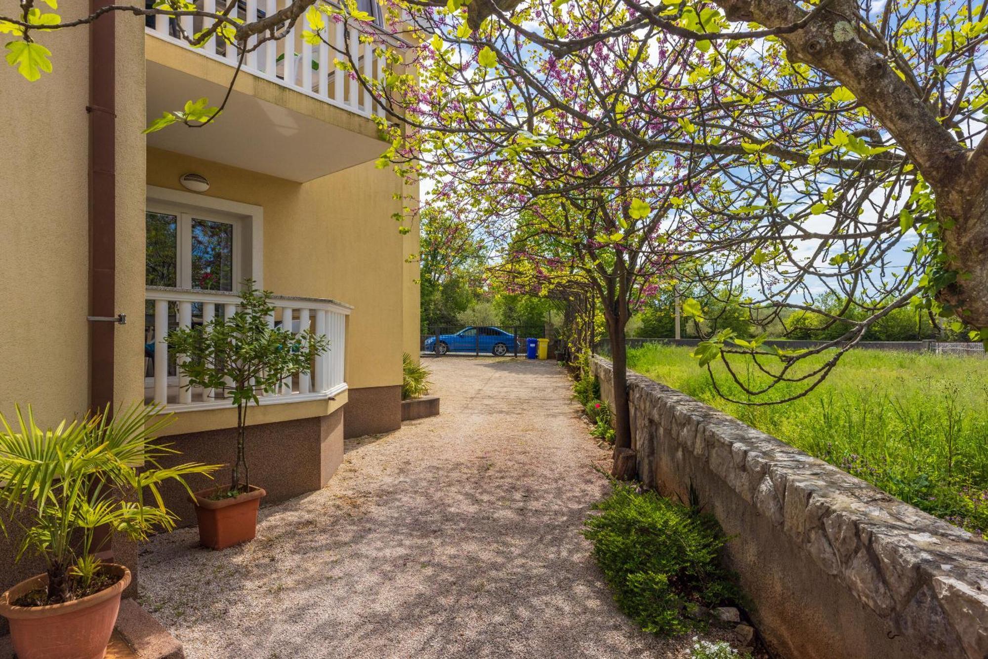 Apartments Vesna Malinska Luaran gambar